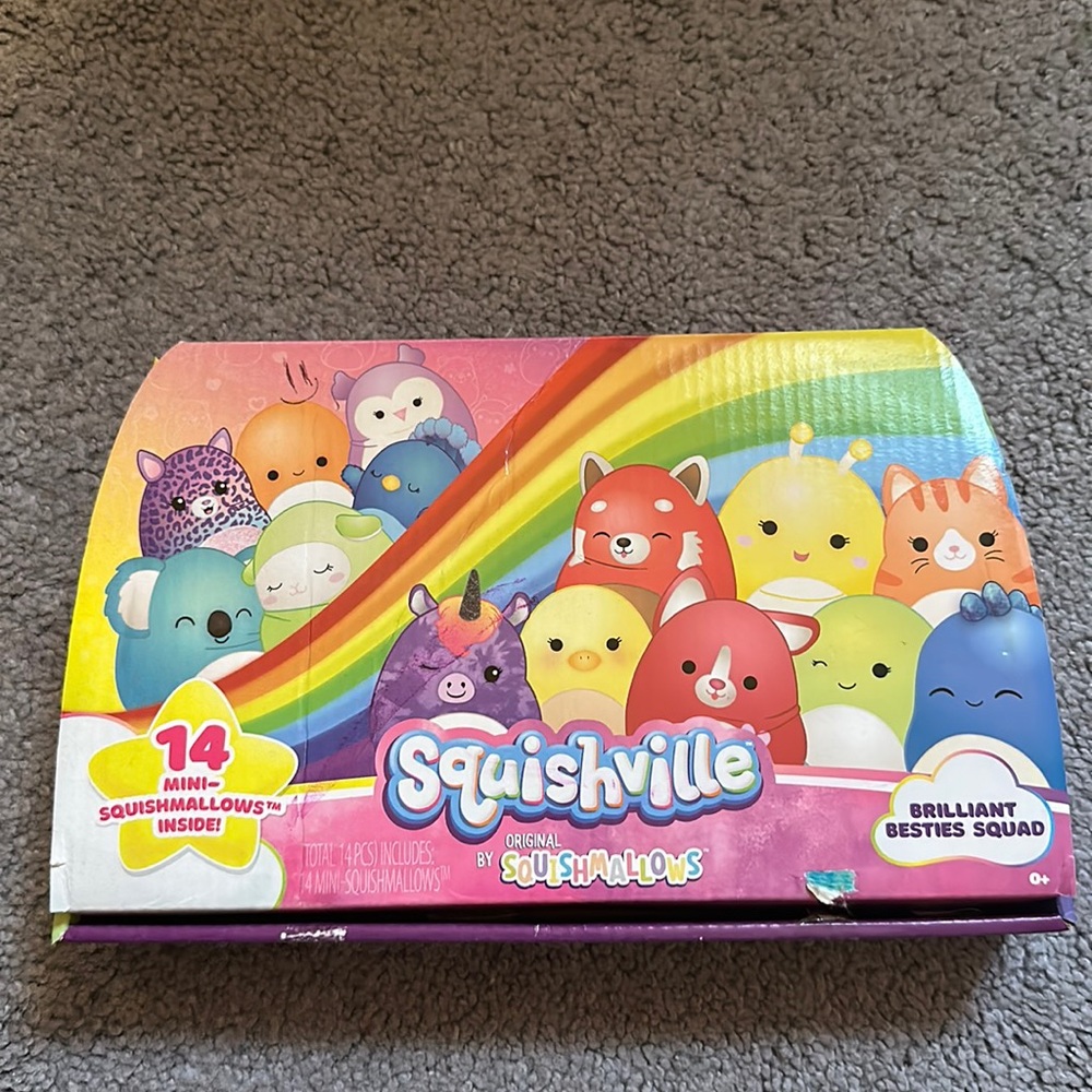 Squishmallow Squishville Brilliant Besties Squad— Brand new collectible